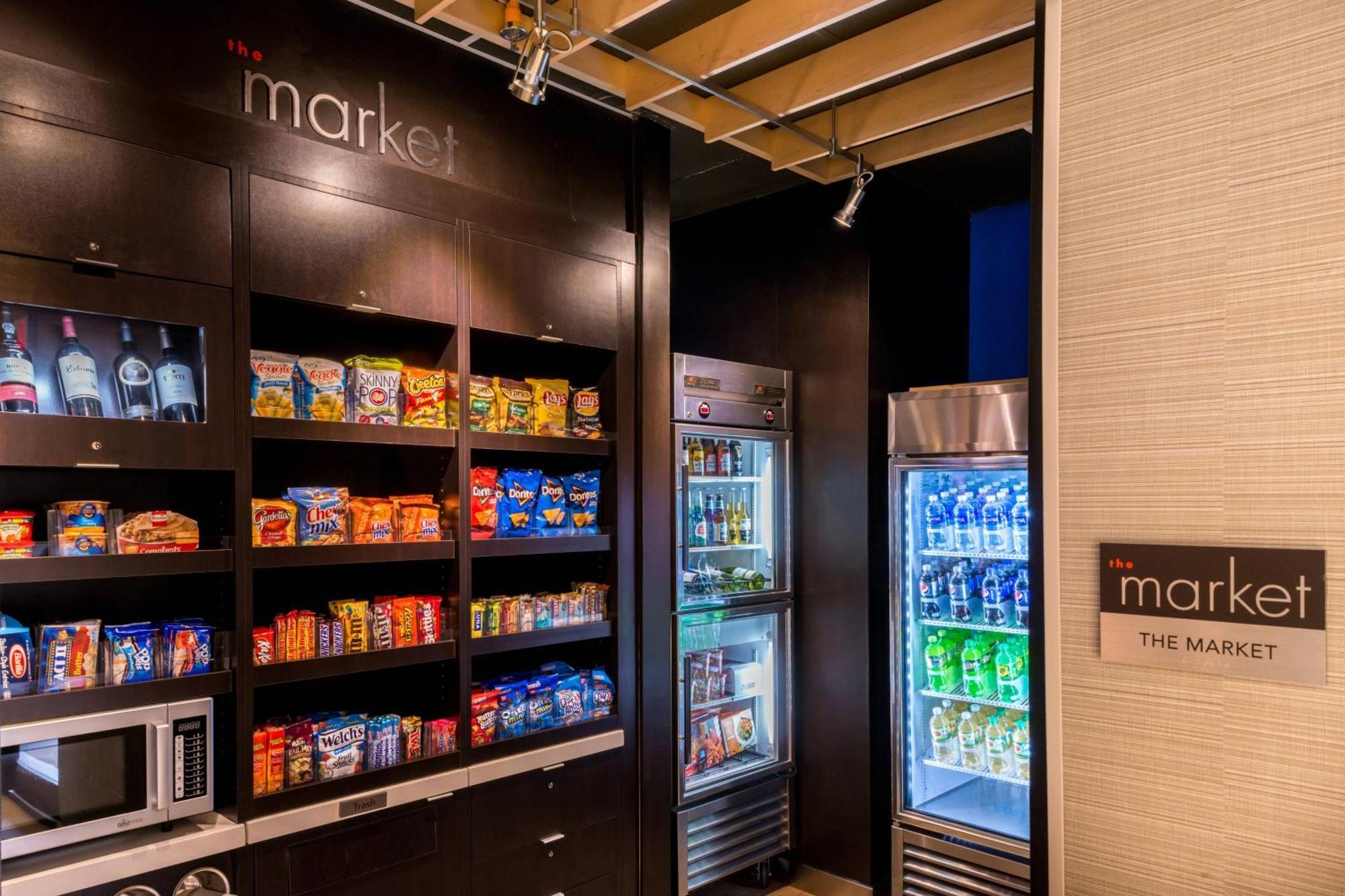 Courtyard By Marriott Jacksonville Bagian luar foto