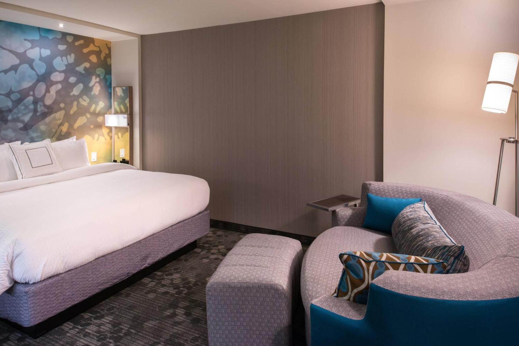 Courtyard By Marriott Jacksonville Bagian luar foto