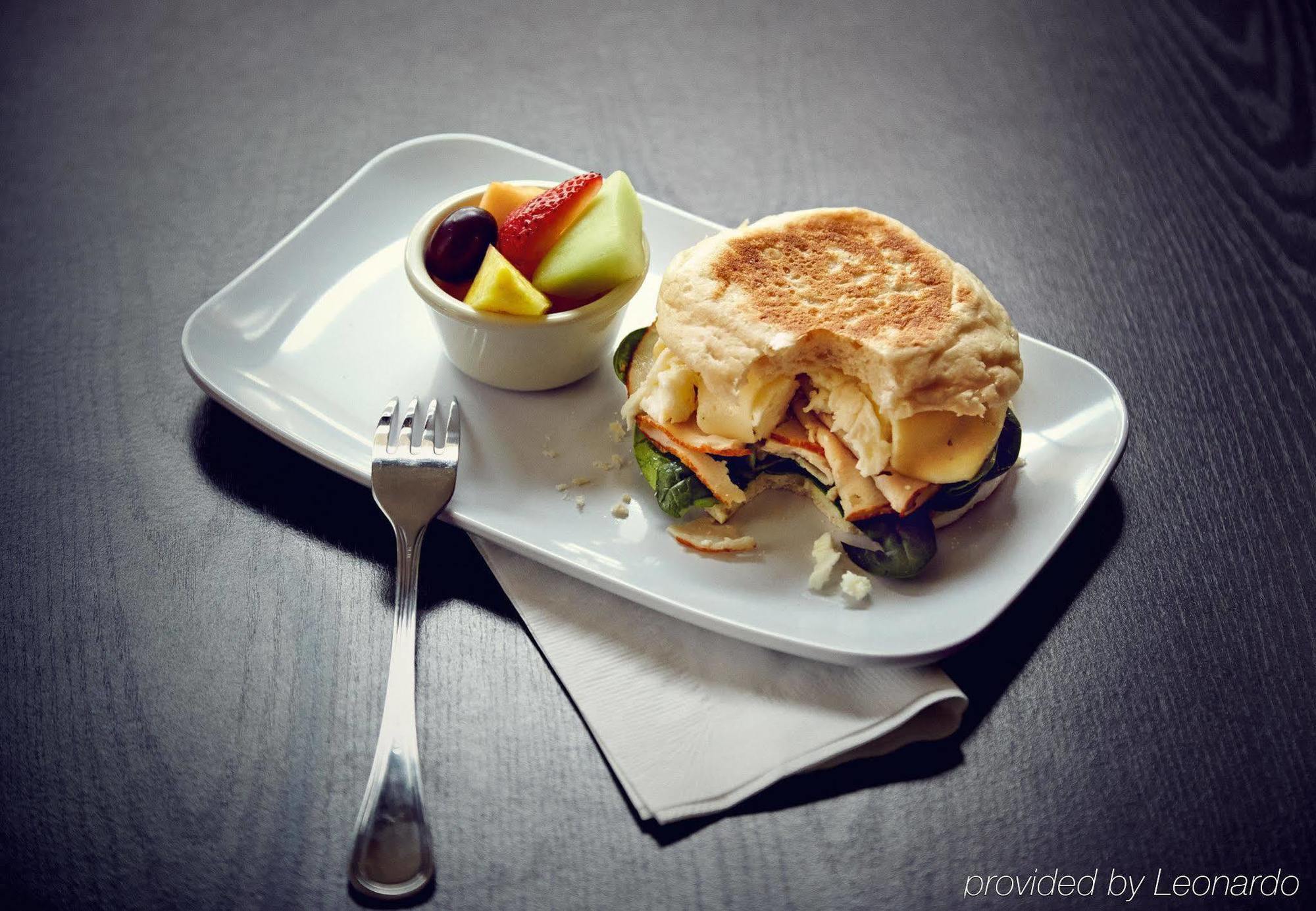 Courtyard By Marriott Jacksonville Bagian luar foto